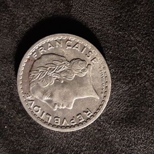 1949 5 FRANCS COIN